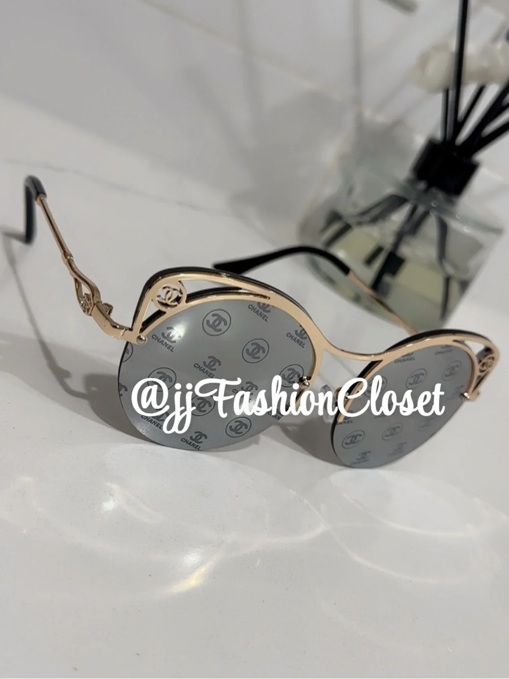 Ccute Gold Round Logo Sunglasses - Gold Frame, Silver Lenses